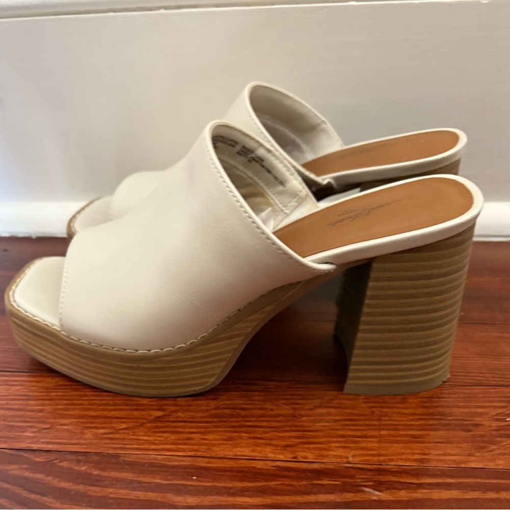 Universal Thread Platform Open Toe Heel Sandals - image 2